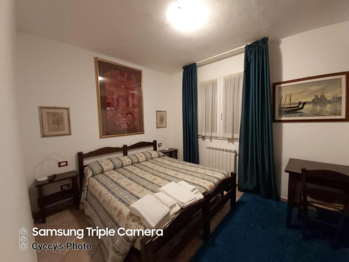Bed & Breakfast 4U Parcheggio Interno Chiavari Buitenkant foto