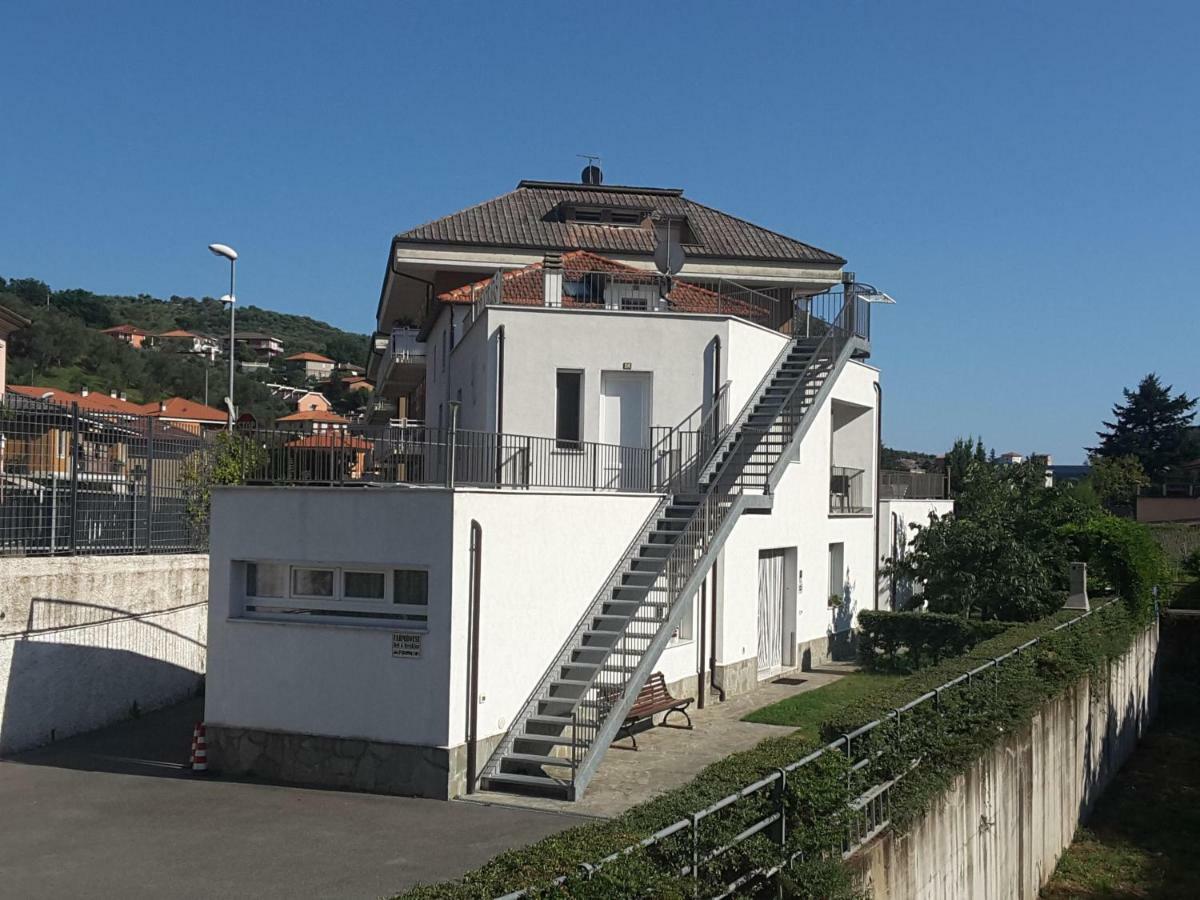 Bed & Breakfast 4U Parcheggio Interno Chiavari Buitenkant foto